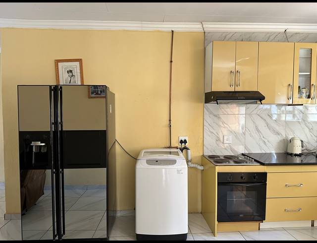 3 BEDROOM GATED ESTATE FOR SALE IN THE ORCHARDS